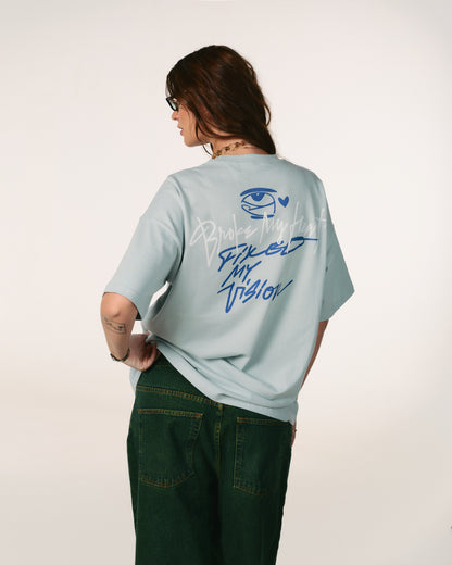 Tricou oversized unisex Hoppers Broke My Heart bleu deschis, vedere din spate, hip hop takeovers